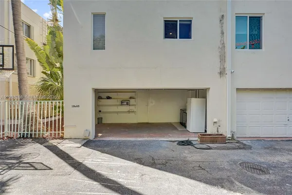 $7,200 | 10065 Bay Harbor Terrace, Bay Harbor Islands, FL 33154
