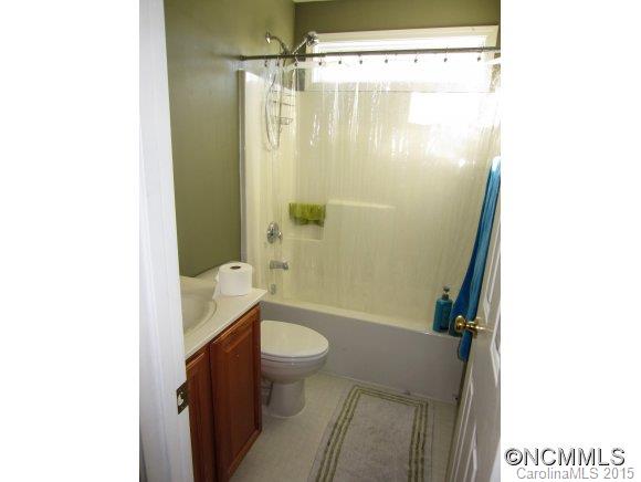 44 Misty Valley Road Fletcher, NC 28732 - Photo 14 of 20 Gallery Image 14