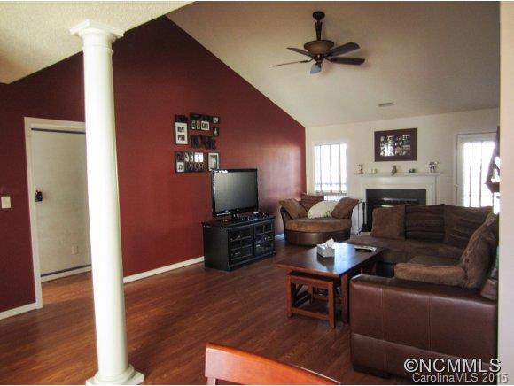 44 Misty Valley Road Fletcher, NC 28732 - Photo 5 of 20 Gallery Image 5