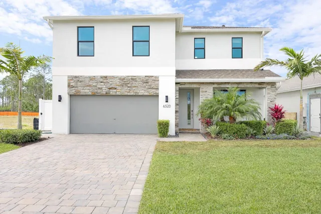 $699,000 | 6520 Southeast Park Trace Drive, Stuart, FL 34997