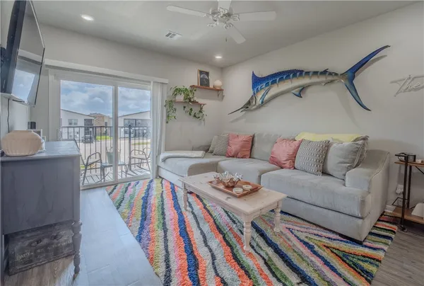 $214,900 | 1326 Prairie Drive, Unit 222, Bryan, TX 77803