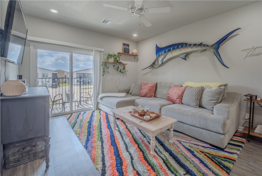 1326 Prairie Drive, Unit 222 Bryan, TX 77803 - Photo 3 of 19