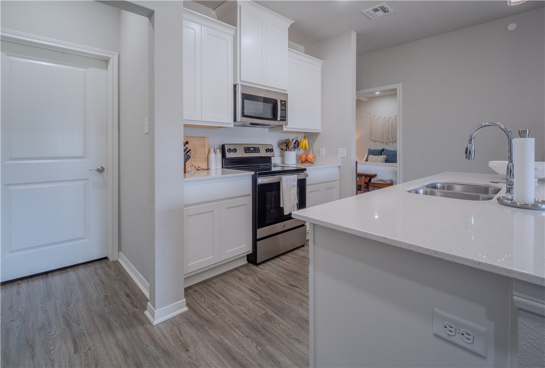 1326 Prairie Drive, Unit 222 Bryan, TX 77803 - Photo 6 of 19