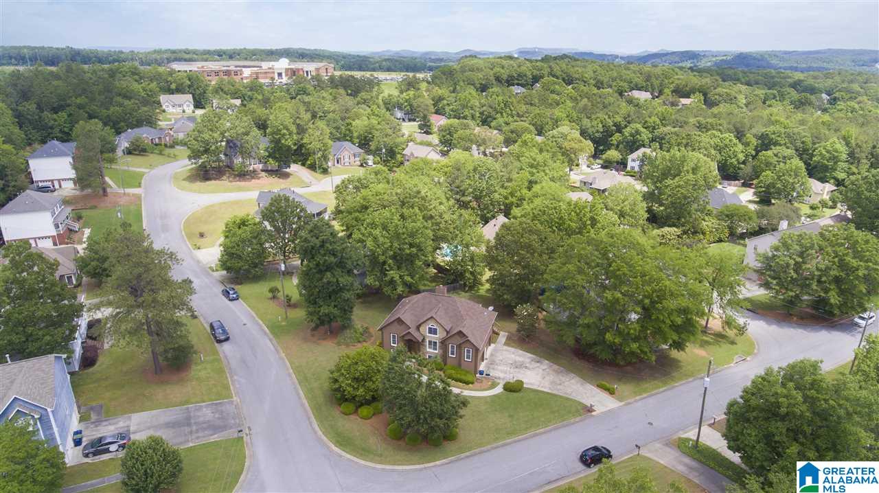 140 Kentwood Trail Alabaster, AL 35007 - Photo 5 of 37