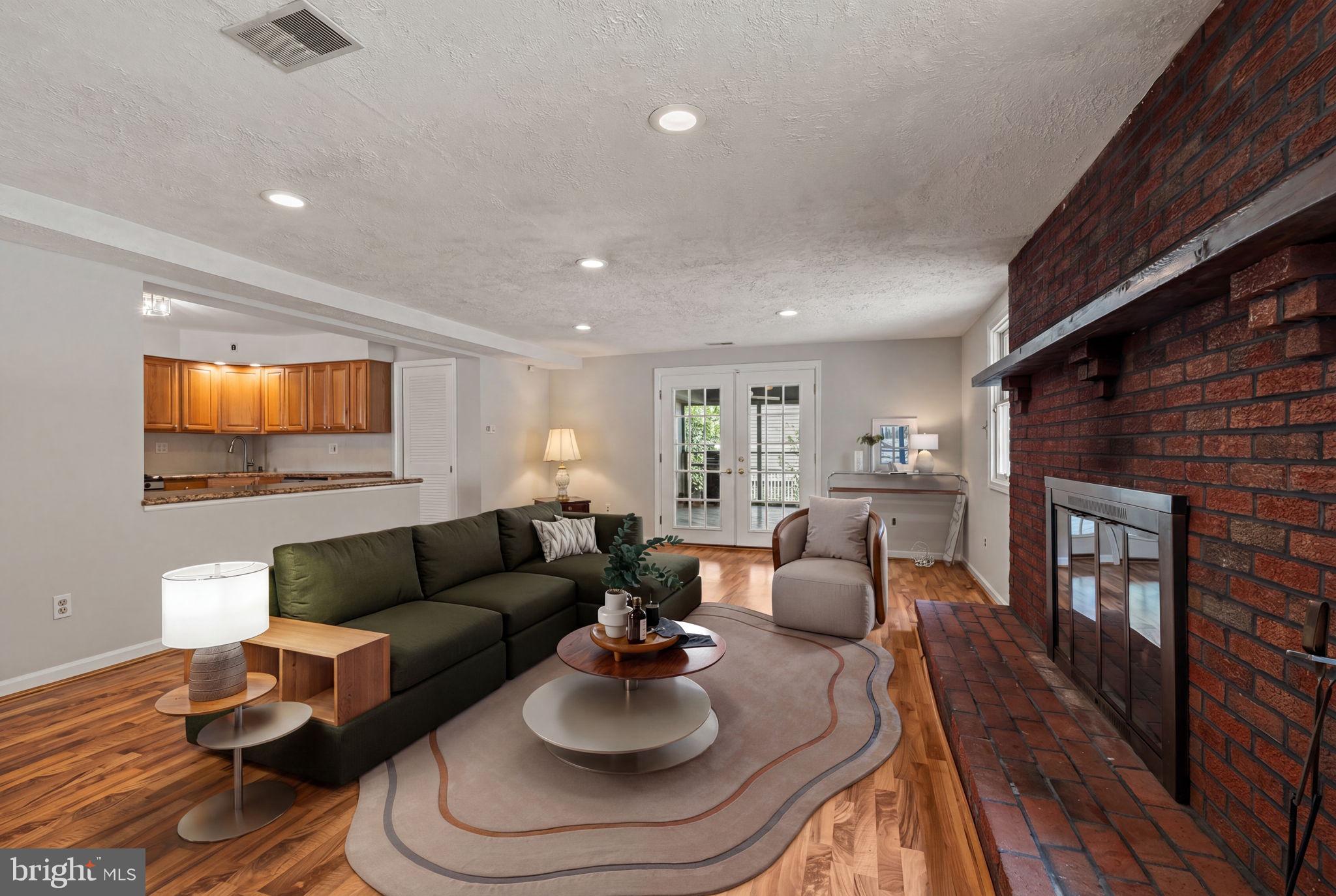 621 South Forklanding Road Maple Shade, NJ 08052 - Photo 11 of 45 Family Room Virtual Staging