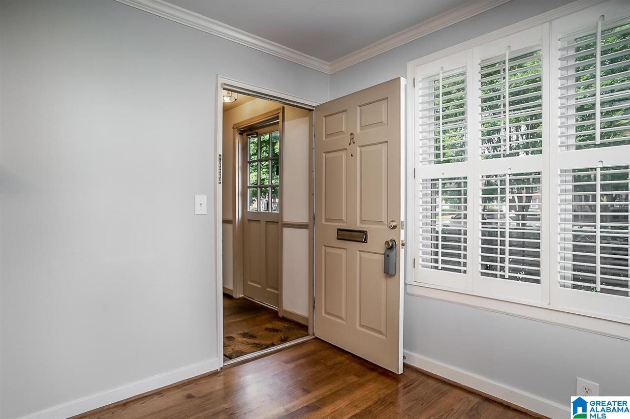 209 Fox Hall Road, Unit A Birmingham, AL 35213 - Photo 6 of 27