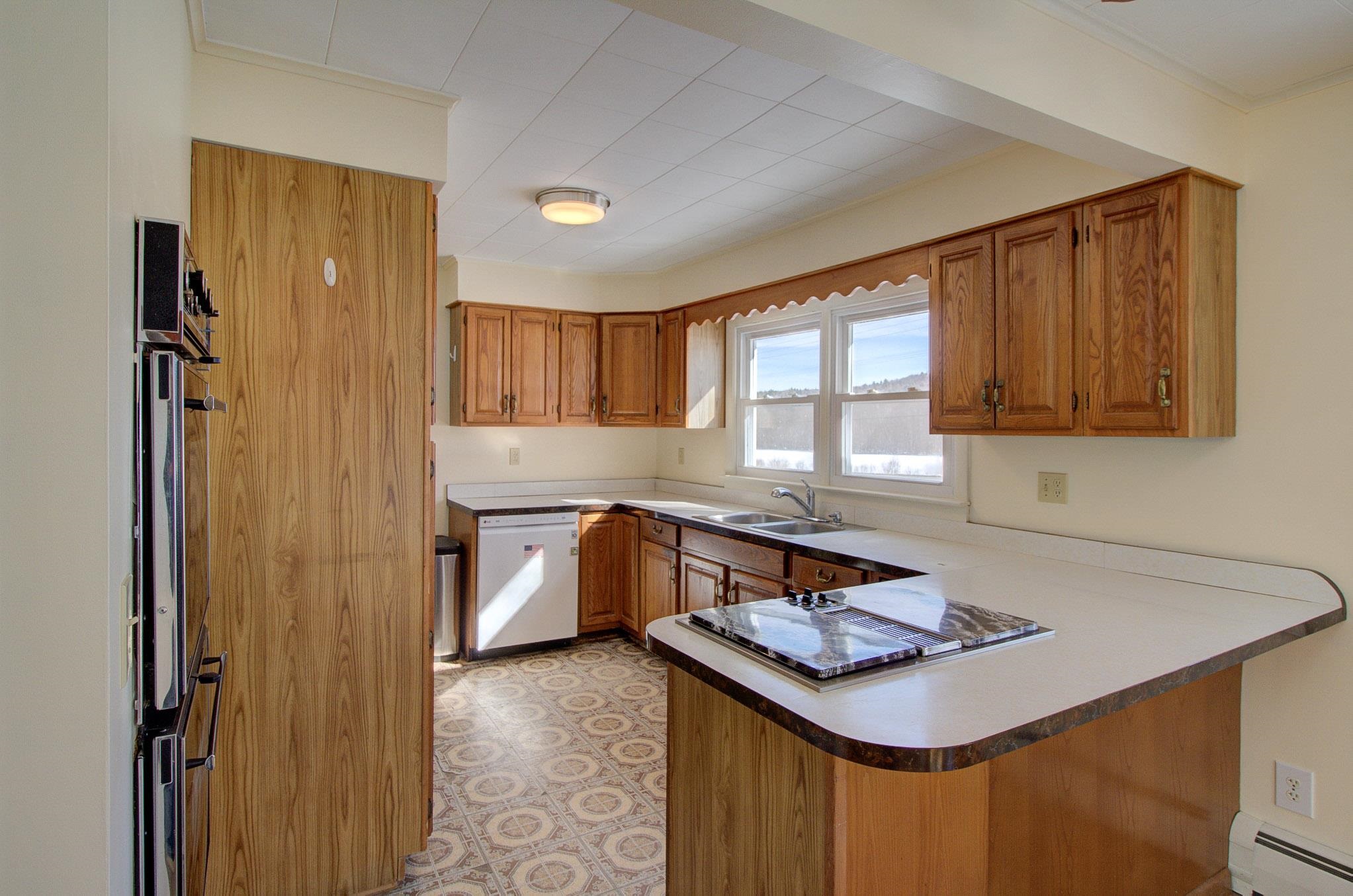 3534 Hinesburg Road Richmond, VT 05477 - Photo 17 of 55