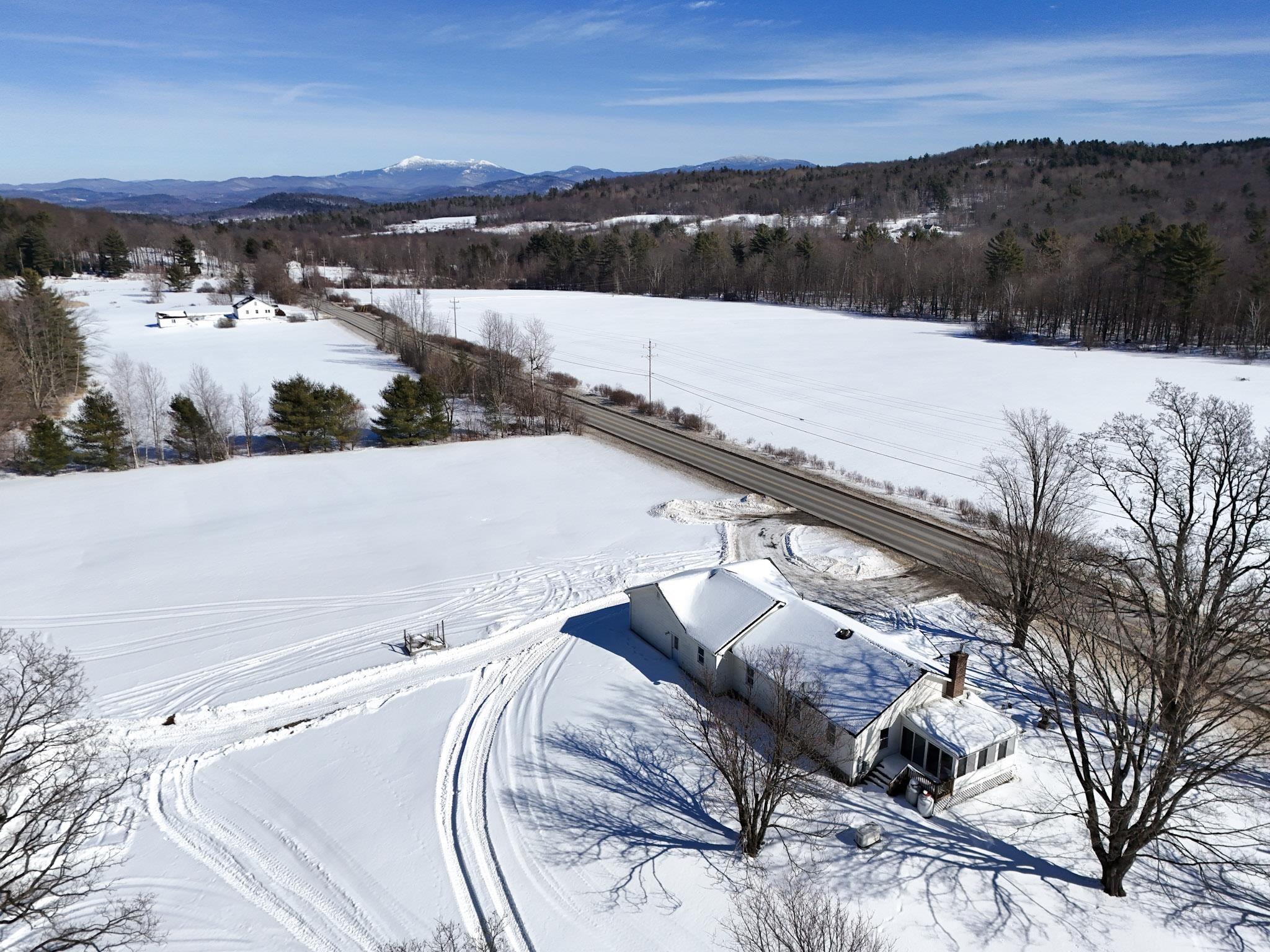 3534 Hinesburg Road Richmond, VT 05477 - Photo 5 of 55
