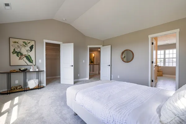 $384,990 | 2-17 7th Street, Silvis, IL 61282