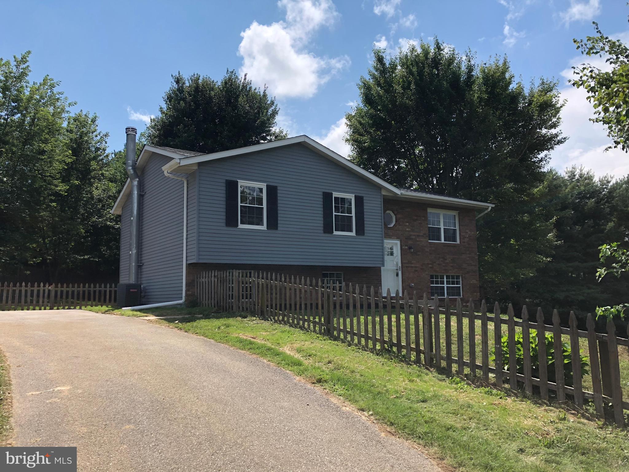 2713 Bachman Road Westminster, MD 21157 - Photo 1 of 14 Exterior (Front)