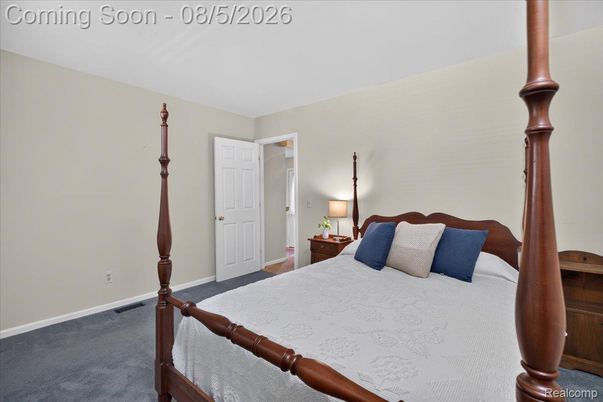 149 Ferndale Avenue Rochester, MI 48307 - Photo 24 of 39 21-2026.07.31_ACloutier_FerndaleRoch_147.jpg