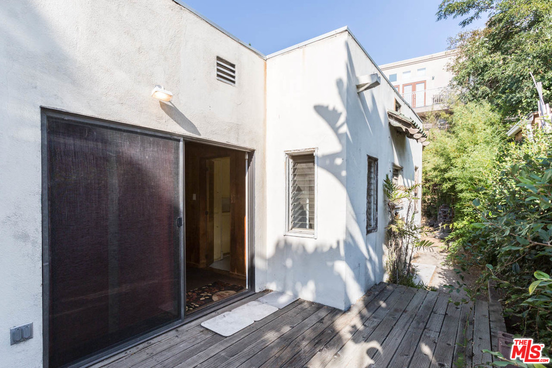 2300 Edgewater Terrace Los Angeles, CA 90039 - Photo 33 of 39 a view of a house with a door