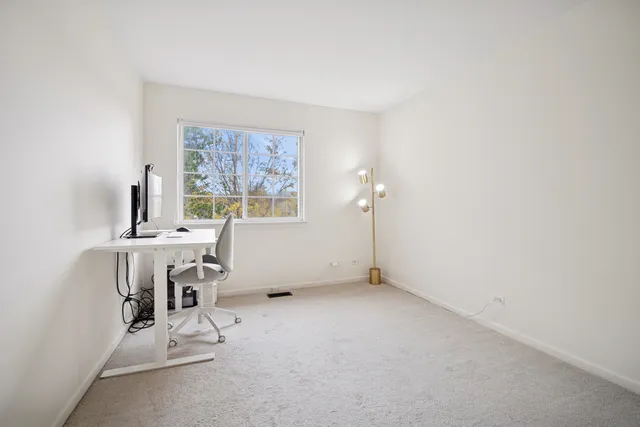 $389,900 | 1176 Bristol Lane, Buffalo Grove, IL 60089