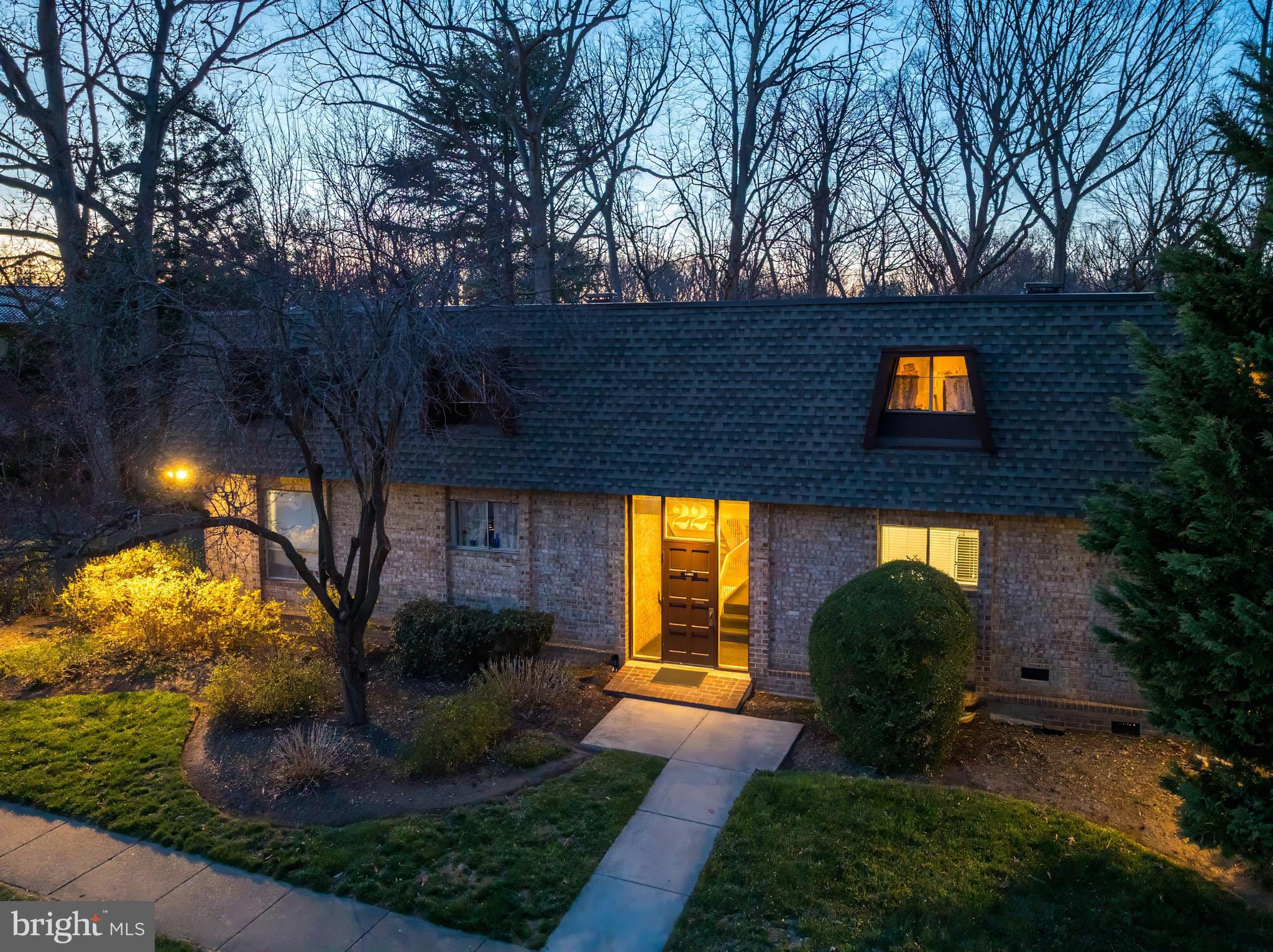 11622 Vantage Hill Road, Unit 12B Reston, VA 20190 - Photo 2 of 31 Gallery Image 2