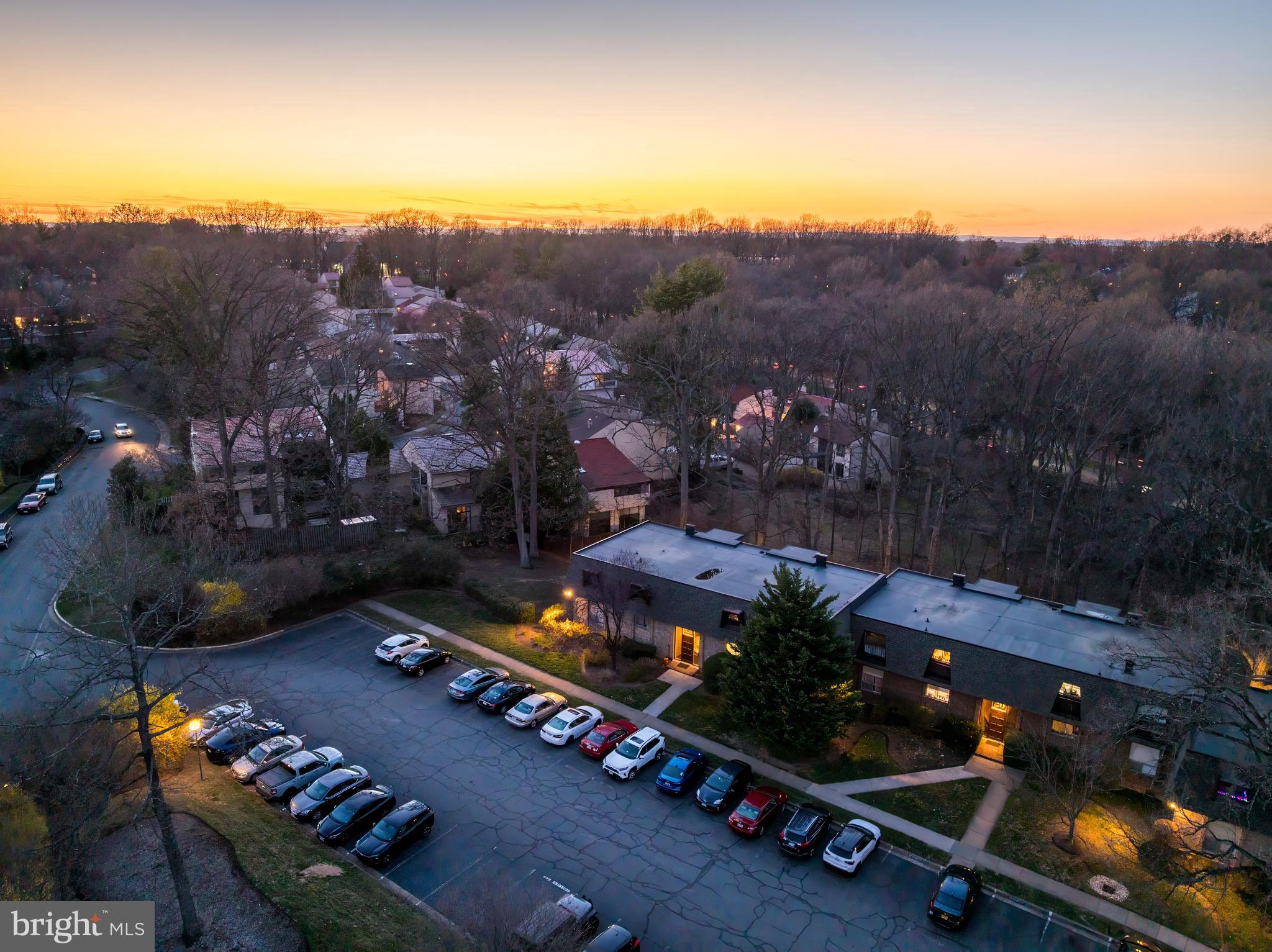 11622 Vantage Hill Road, Unit 12B Reston, VA 20190 - Photo 3 of 31 Gallery Image 3
