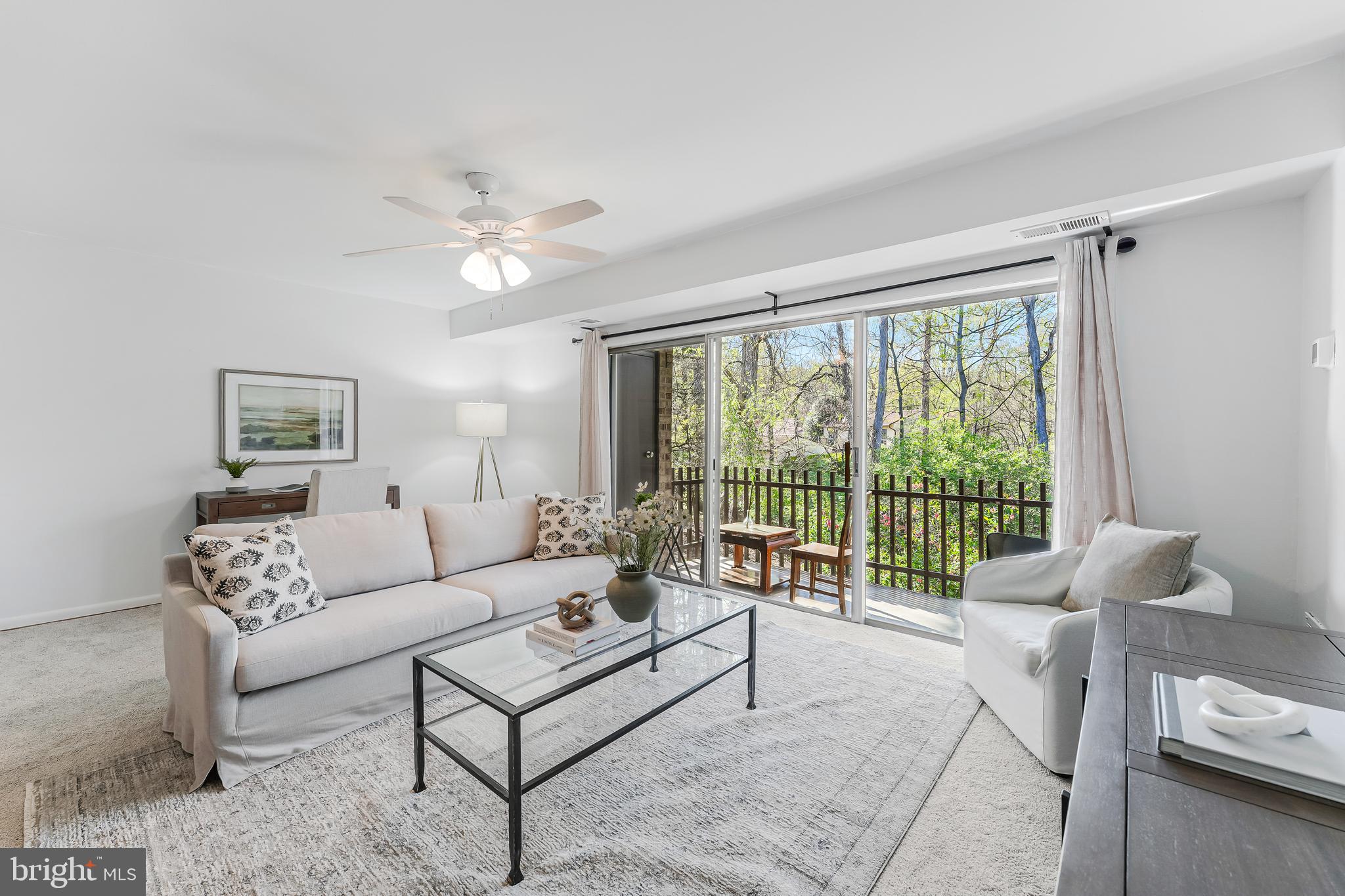11622 Vantage Hill Road, Unit 12B Reston, VA 20190 - Photo 6 of 31 Gallery Image 6