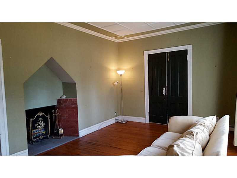 48 Everett Street, Unit B Newport, RI 02840 - Photo 4 of 17 Living Room.