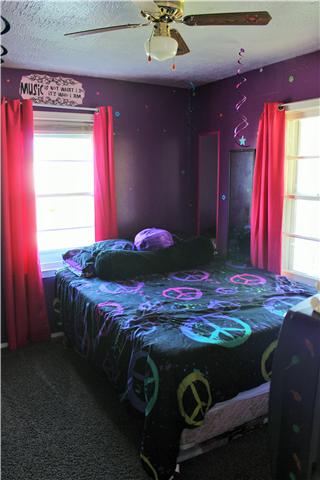 420 Linwood Road Watertown, TN 37184 - Photo 12 of 15 Third bedroom has two window for lots of light and a nice size closet.