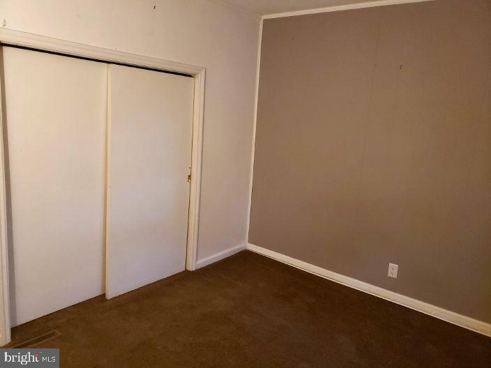 512 Hartford Road Mount Laurel, NJ 08054 - Photo 9 of 14 Master Bed