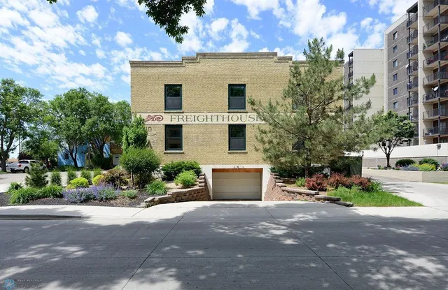 $289,900 | 210 11th Street North, Unit 103, Fargo, ND 58102
