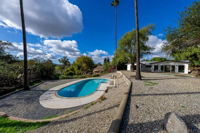 $1,189,900 | 1603 Towell Lane, Escondido, CA 92029