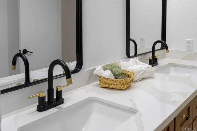 $1,189,900 | 1603 Towell Lane, Escondido, CA 92029