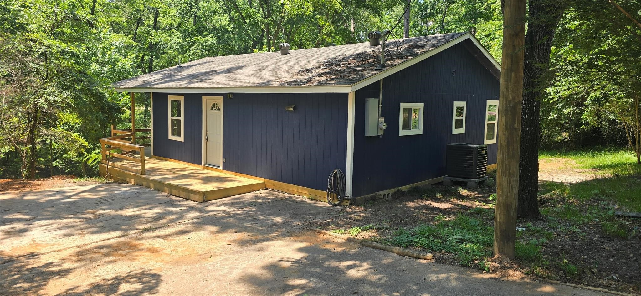 110 Hidden Circle Coldspring, TX 77331 - Photo 1 of 24 View of home from driveway.