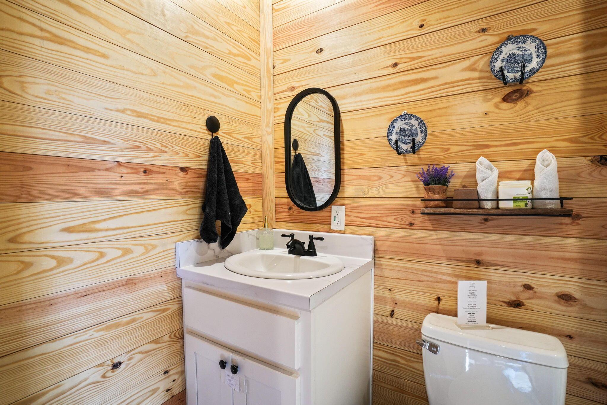 24358 East Fork Road Laurelville, OH 43135 - Photo 13 of 32 Full bath #1