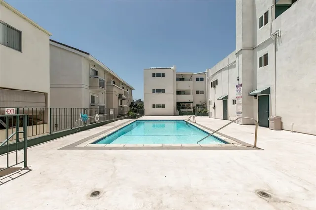 $3,300 | 500 Jackson Place, Unit 317, Glendale, CA 91206