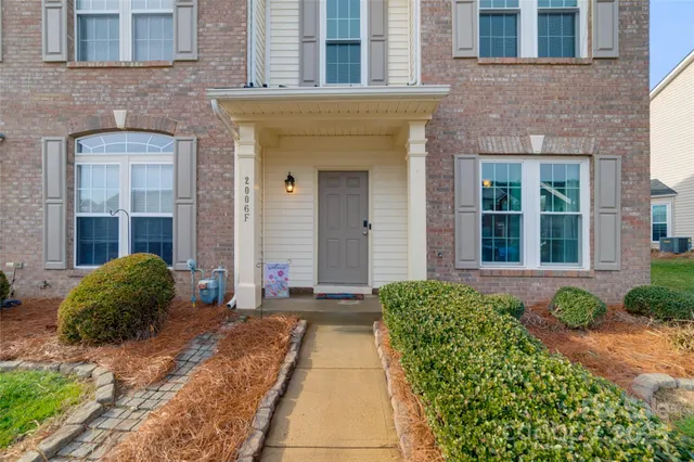 a house view with a outdoor space