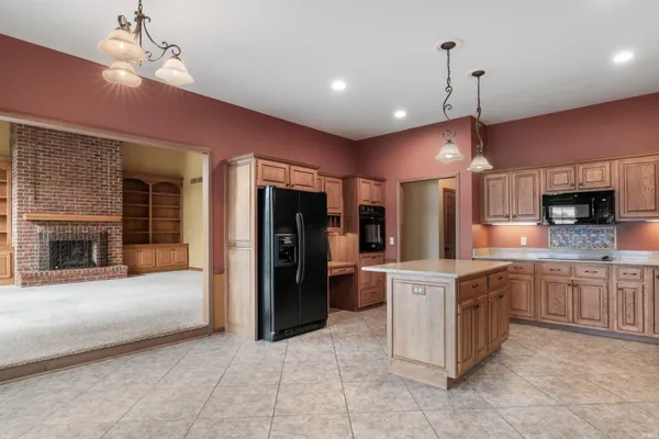 $570,000 | 9816 Stowaway Cove, Fort Wayne, IN 46835