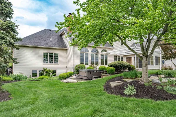 $570,000 | 9816 Stowaway Cove, Fort Wayne, IN 46835