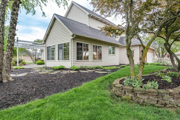 $570,000 | 9816 Stowaway Cove, Fort Wayne, IN 46835