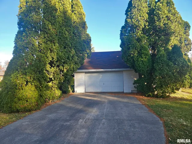 $189,500 | 918 Seminary Street, Wilton, IA 52778