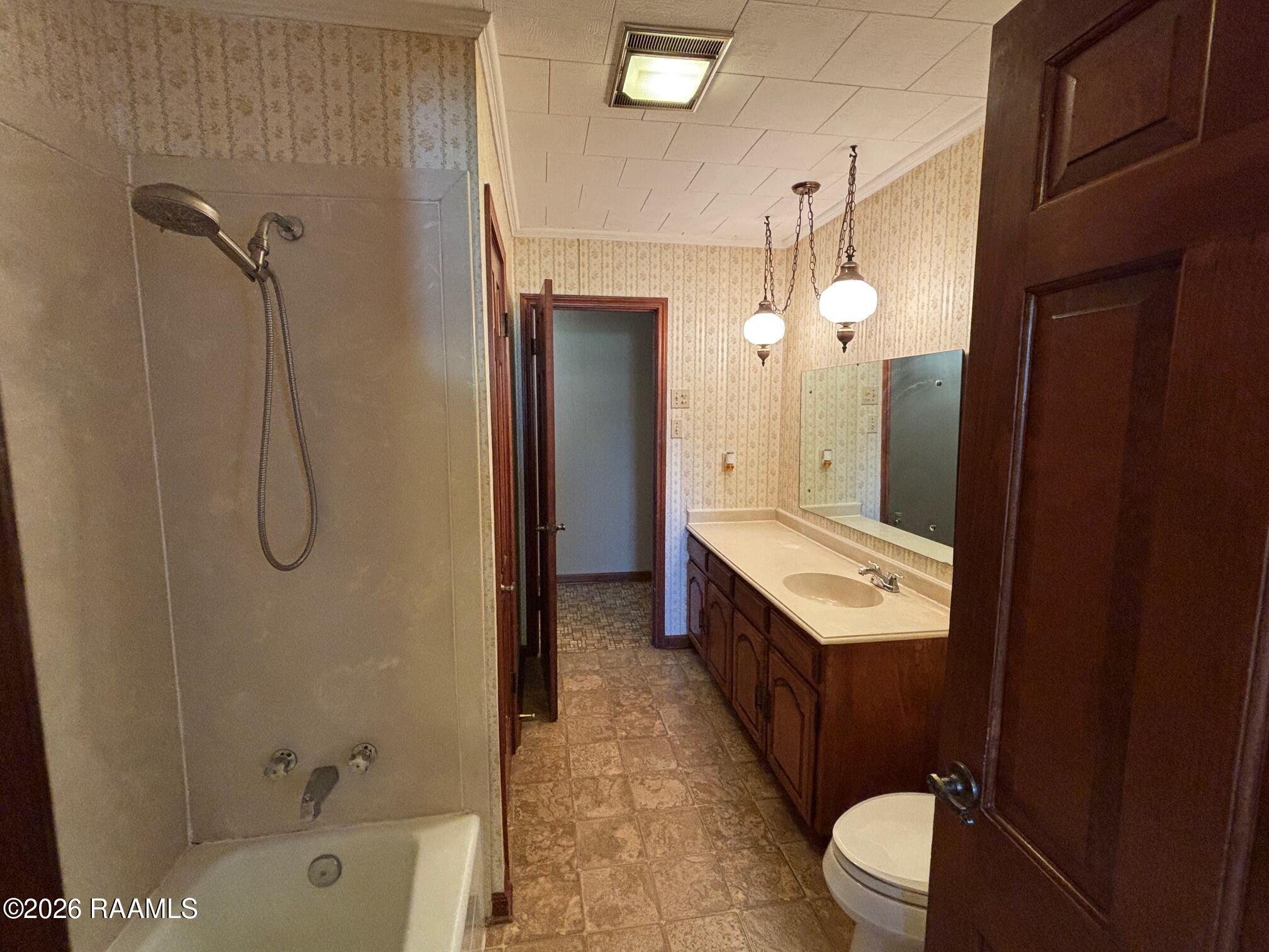 319 Roger Road Lafayette, LA 70507 - Photo 13 of 29