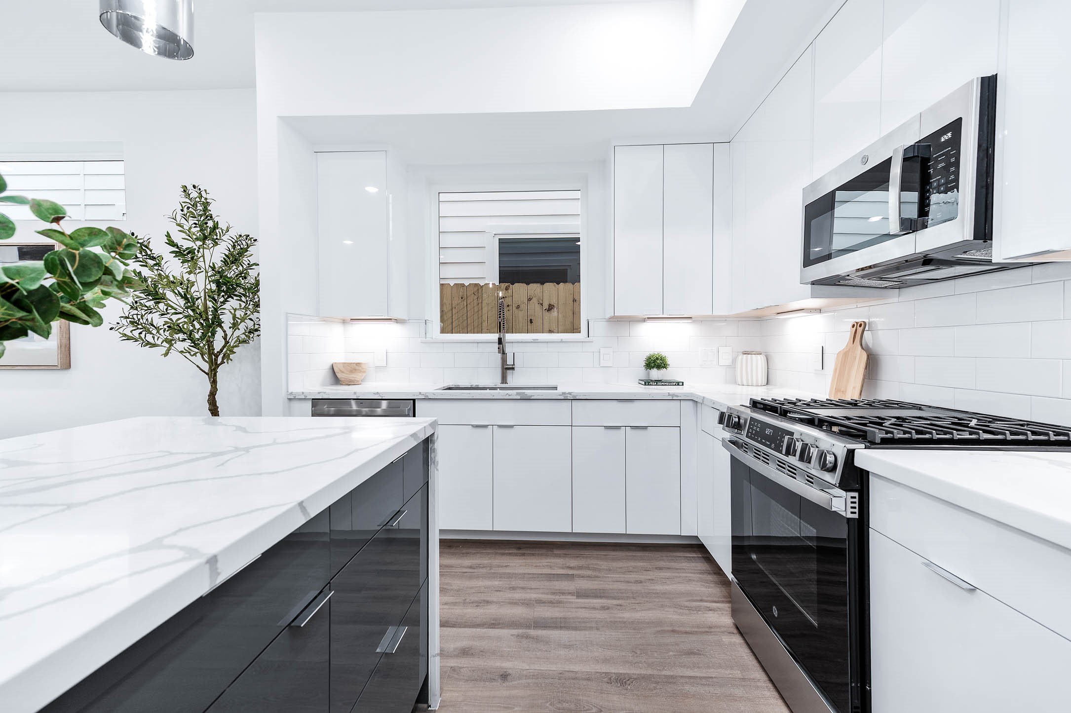 3509 McIlhenny Street Houston, TX 77004 - Photo 9 of 36 Kitchen