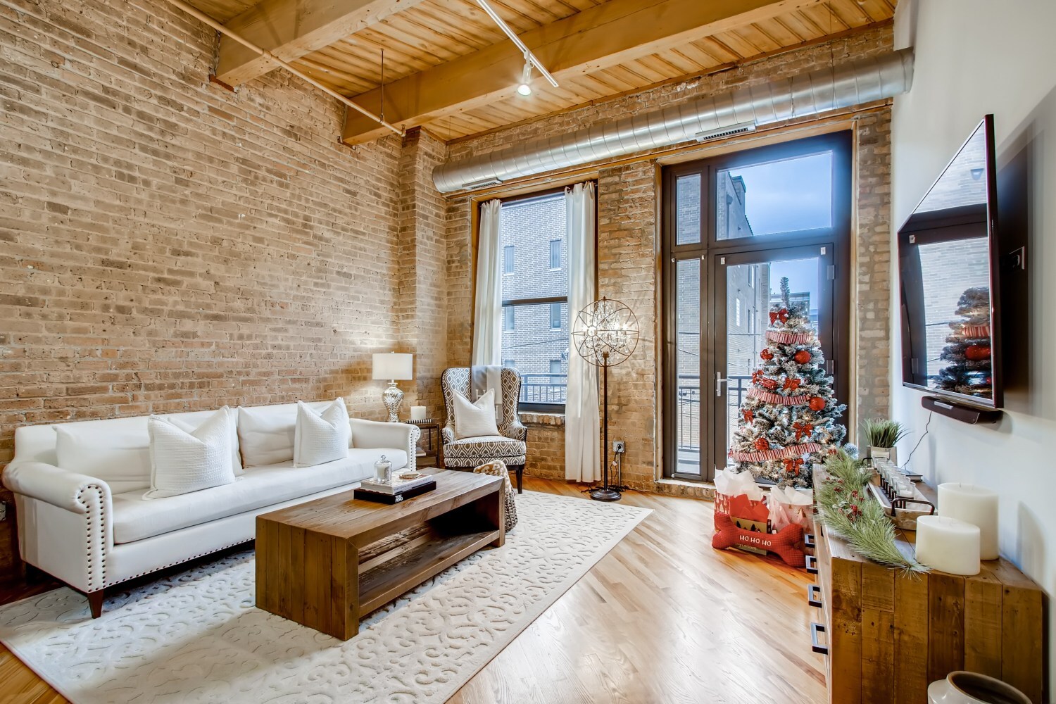1040 West Adams Street, Unit 218 Chicago, IL 60607 - Photo 5 of 13