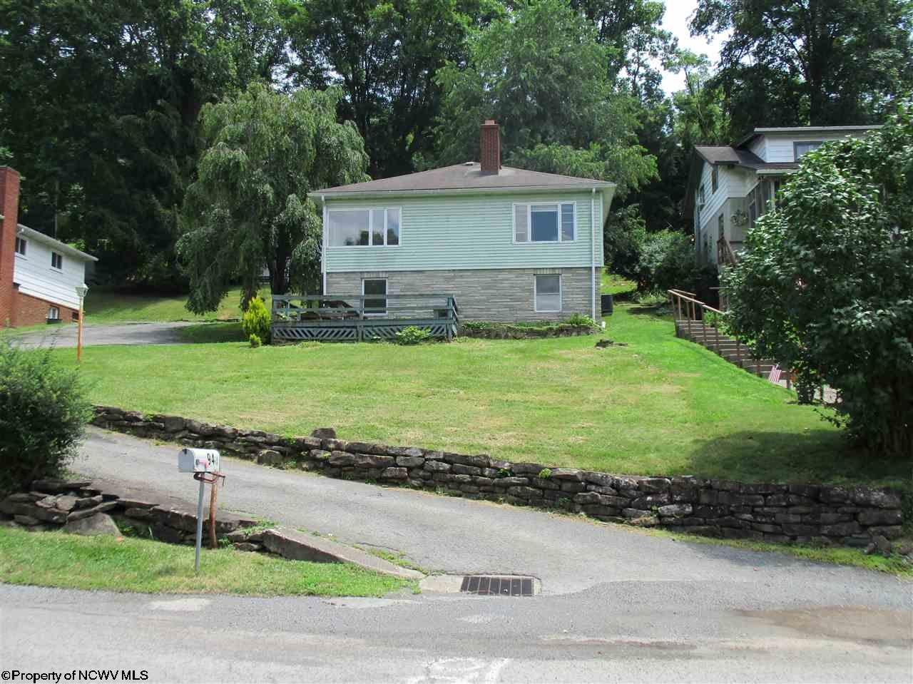 948 Maple Lake Road Bridgeport, WV 26330 - Photo 2 of 16 Gallery Image 2