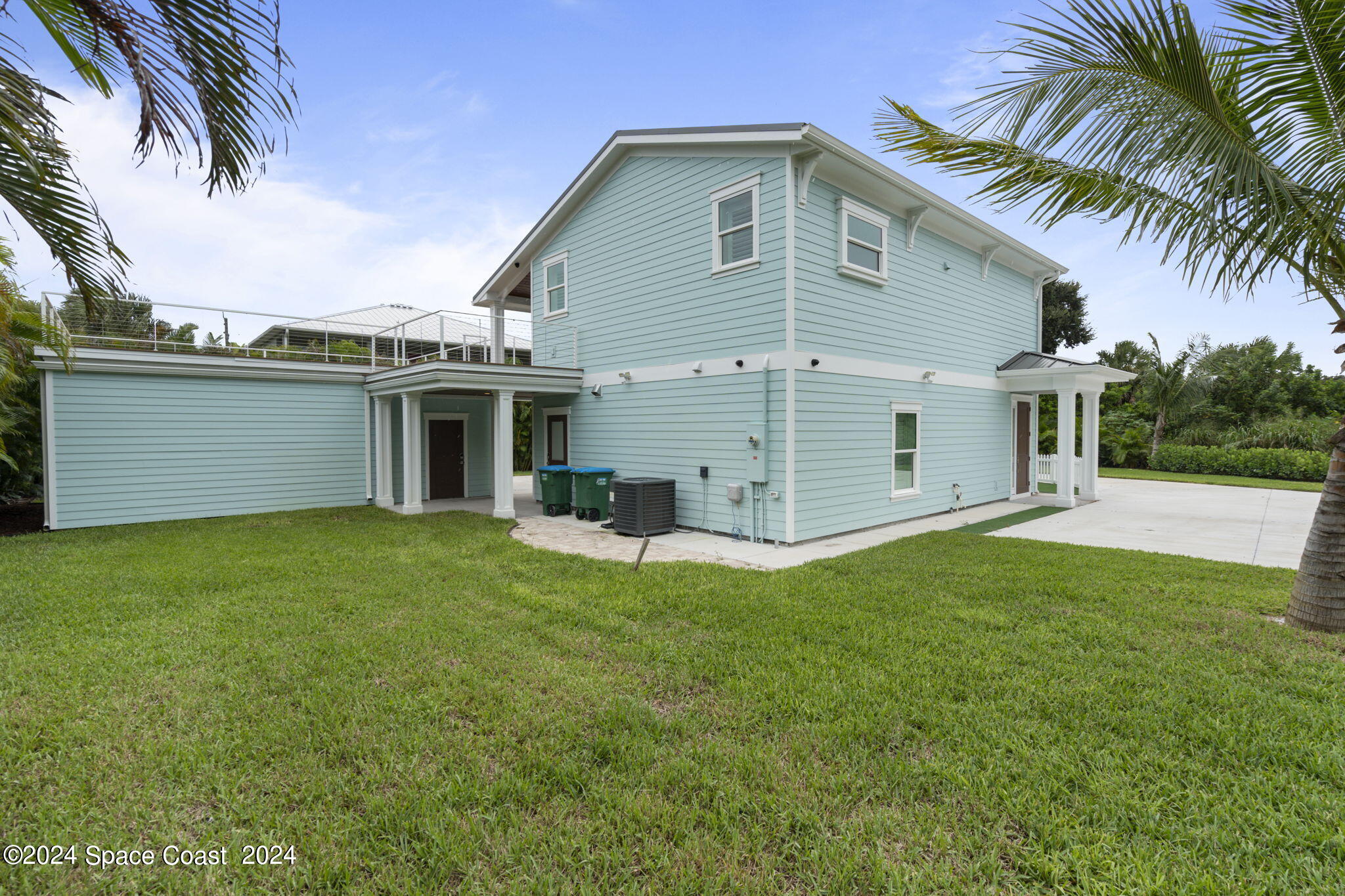 1760 Highway 1 Malabar, FL 32950 - Photo 37 of 40 a view of a house with a backyard