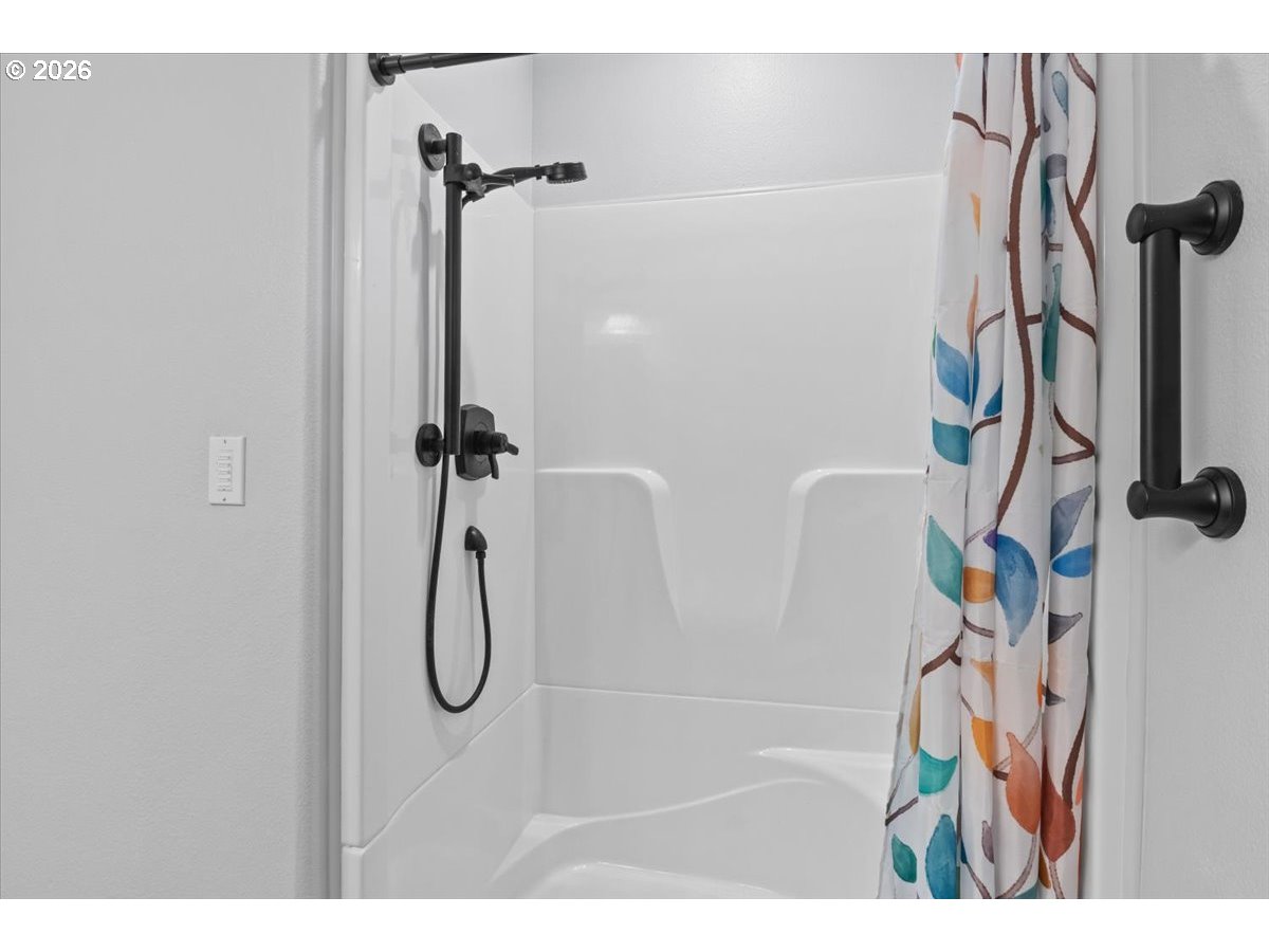 9864 Hoffman Road Monmouth, OR 97361 - Photo 31 of 48
