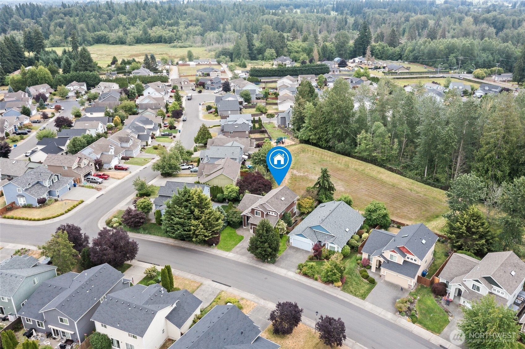21017 Springhaven Way East Bonney Lake, WA 98391 - Photo 3 of 40