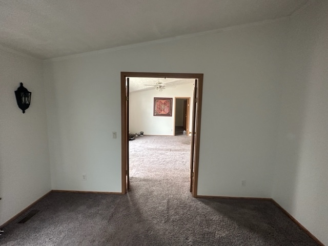 1074 Lakeview Road Elgin, IL 60123 - Photo 19 of 32 an empty room that has a window