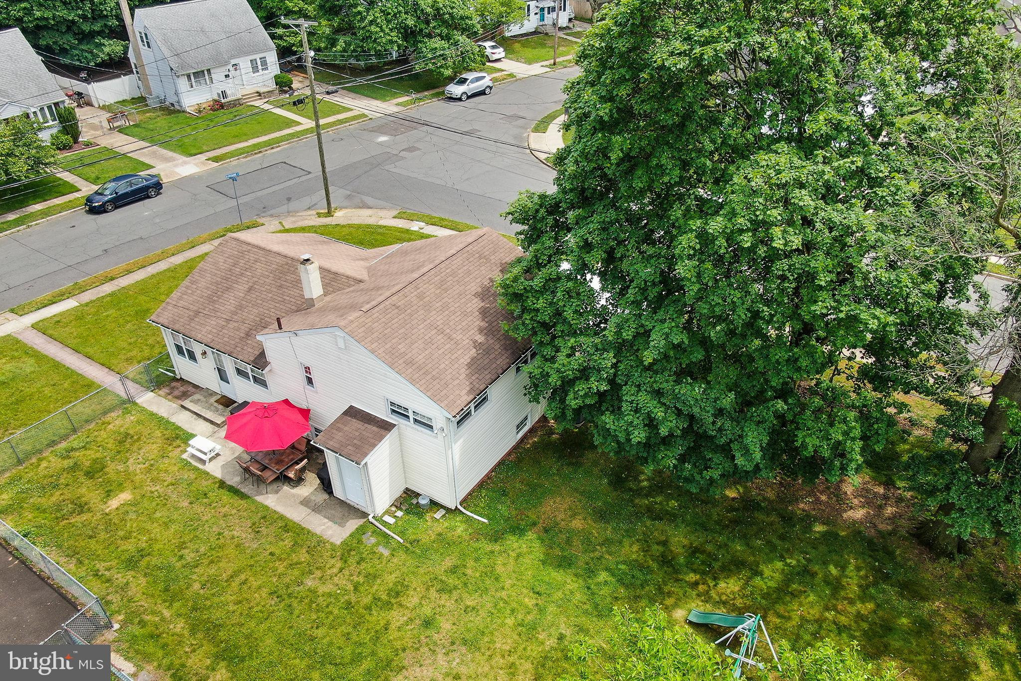 64 Brockton Road Hamilton, NJ 08619 - Photo 4 of 29 Gallery Image 4
