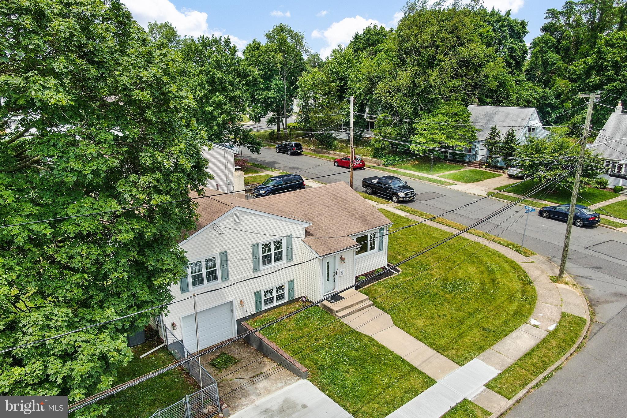 64 Brockton Road Hamilton, NJ 08619 - Photo 5 of 29 Gallery Image 5