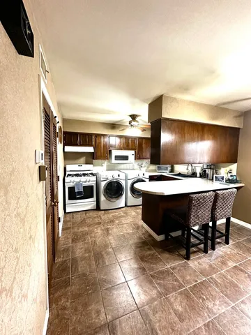 $107,000 | 2204 East Lincoln Street, Unit 13, Bloomington, IL 61701