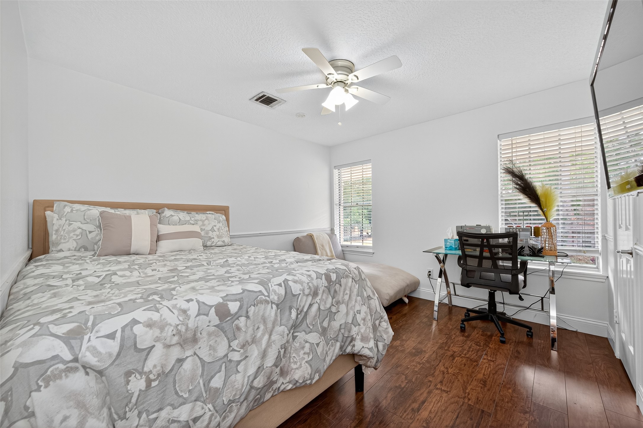 3602 Blue Cypress Drive Spring, TX 77388 - Photo 31 of 44 a bedroom with a bed and a window