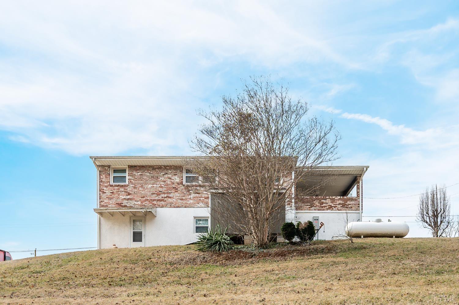129 Greendale Drive Rustburg, VA 24588 - Photo 29 of 35 a front view of house with yard
