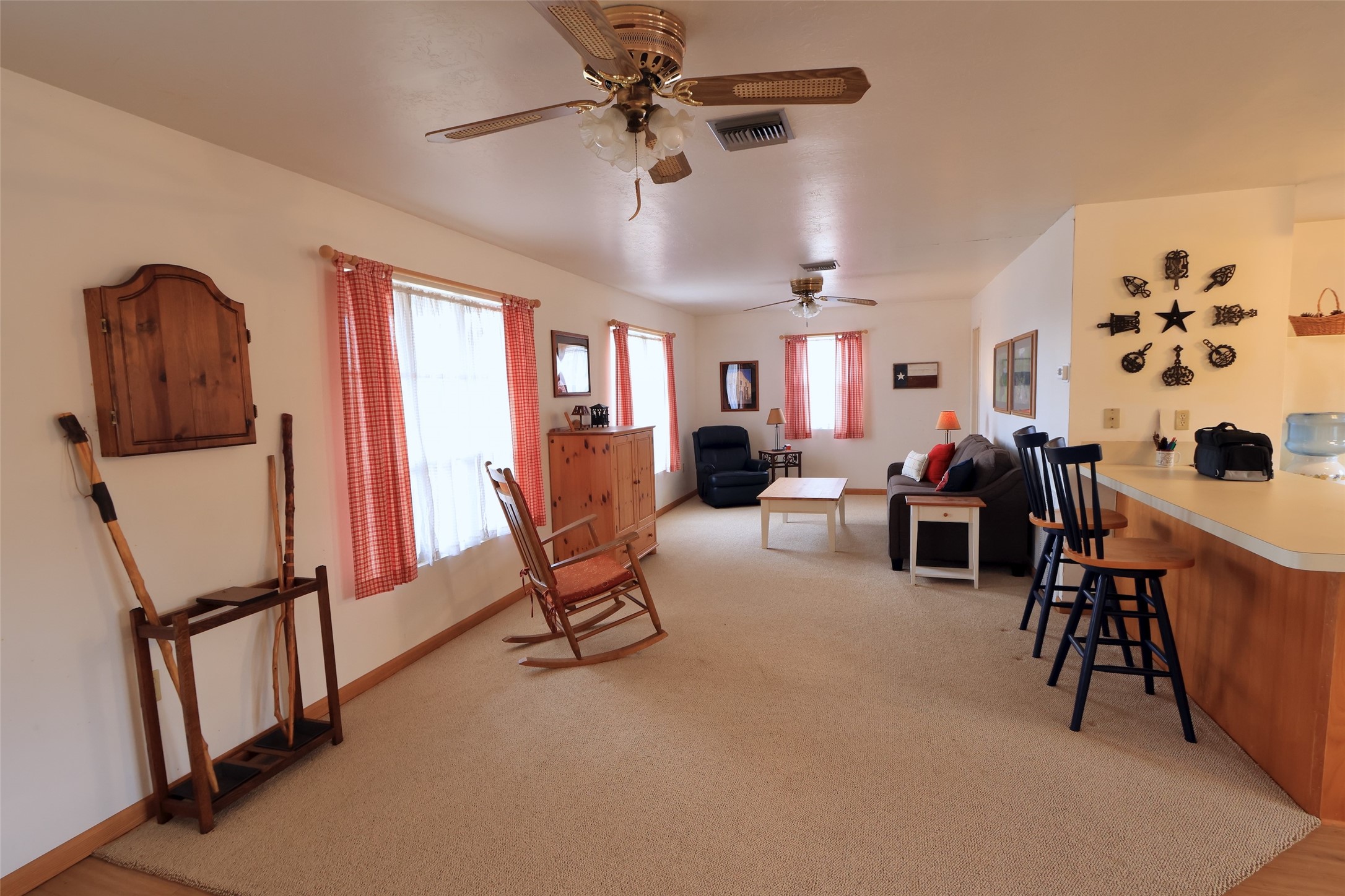 10173 Deer Ridge Road Bedias, TX 77831 - Photo 32 of 46 a living room with furniture