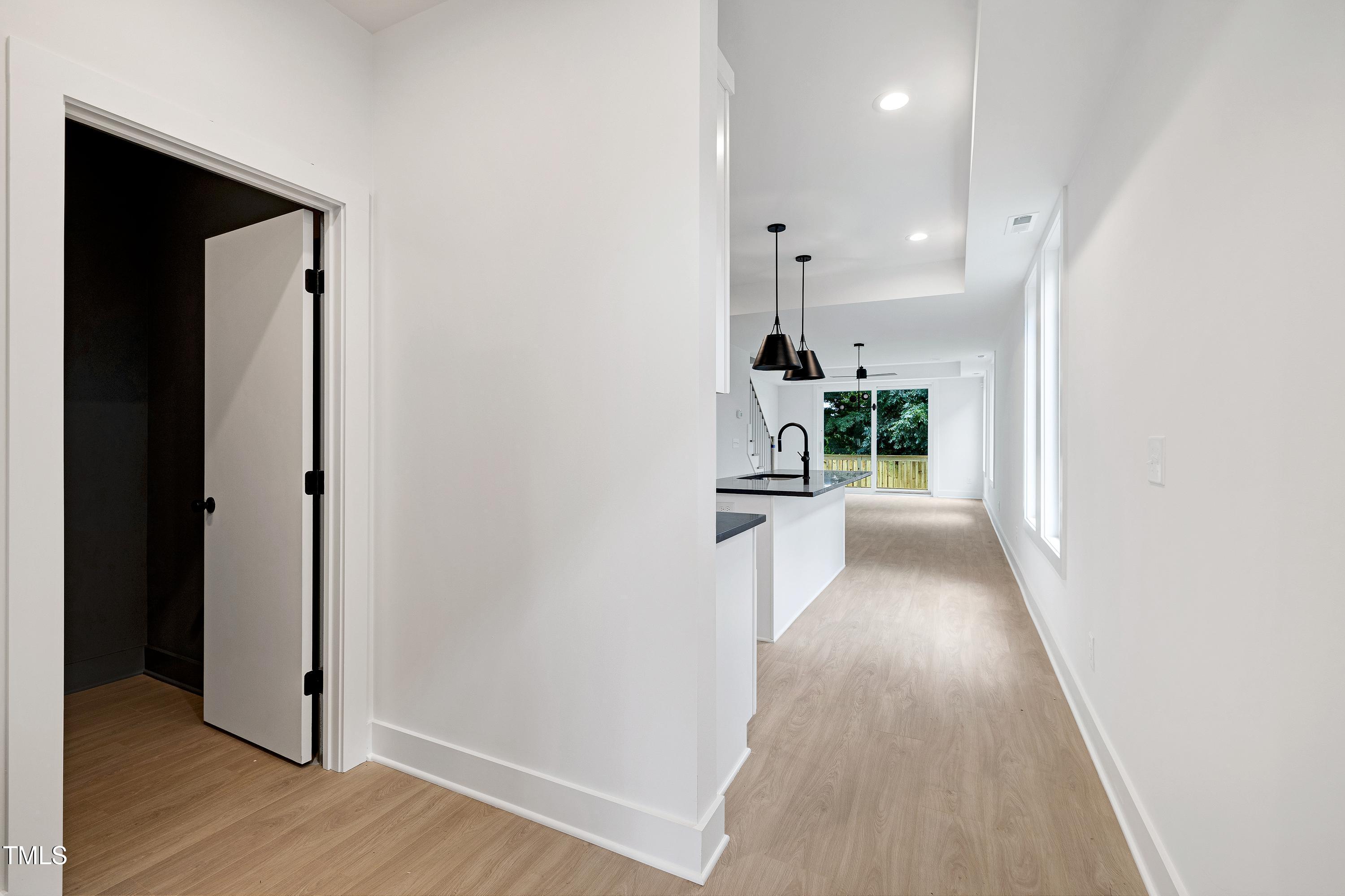 1508 Boyer Street, Unit 101 Raleigh, NC 27610 - Photo 3 of 44 _B5A9722-3000