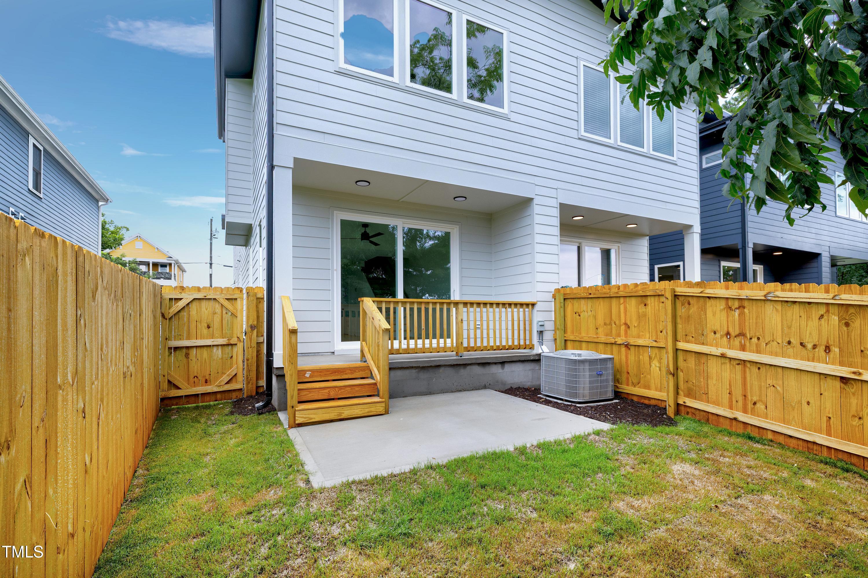 1508 Boyer Street, Unit 101 Raleigh, NC 27610 - Photo 41 of 44 _B5A0083_4_5-3000